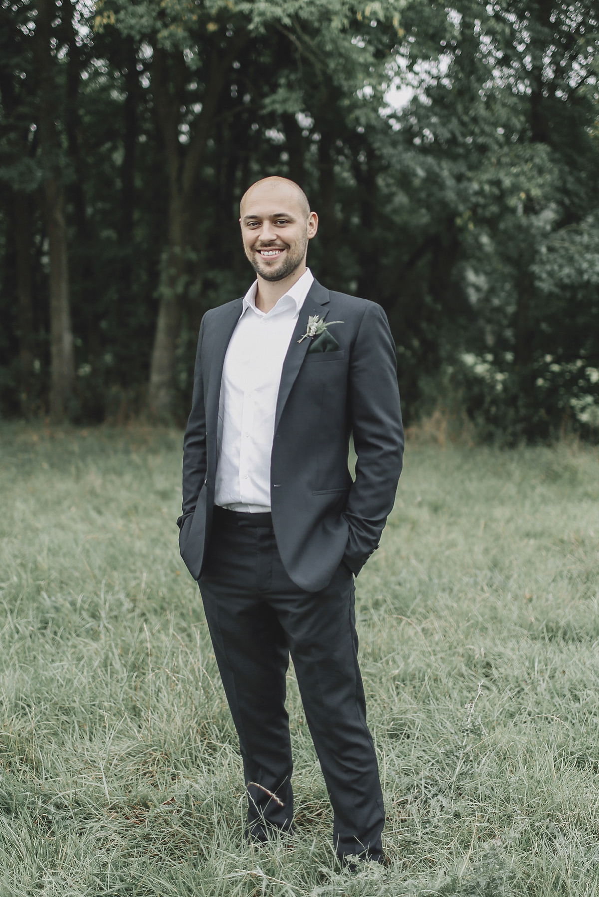 Toria wore a Rue de Seine gown for her natural, organic, Kinfolk inspired and bohemian wedding. Photography by Kat Hill. Toria wore a Rue de Seine gown for her natural, organic, Kinfolk inspired and bohemian wedding. Photography by Kat Hill.