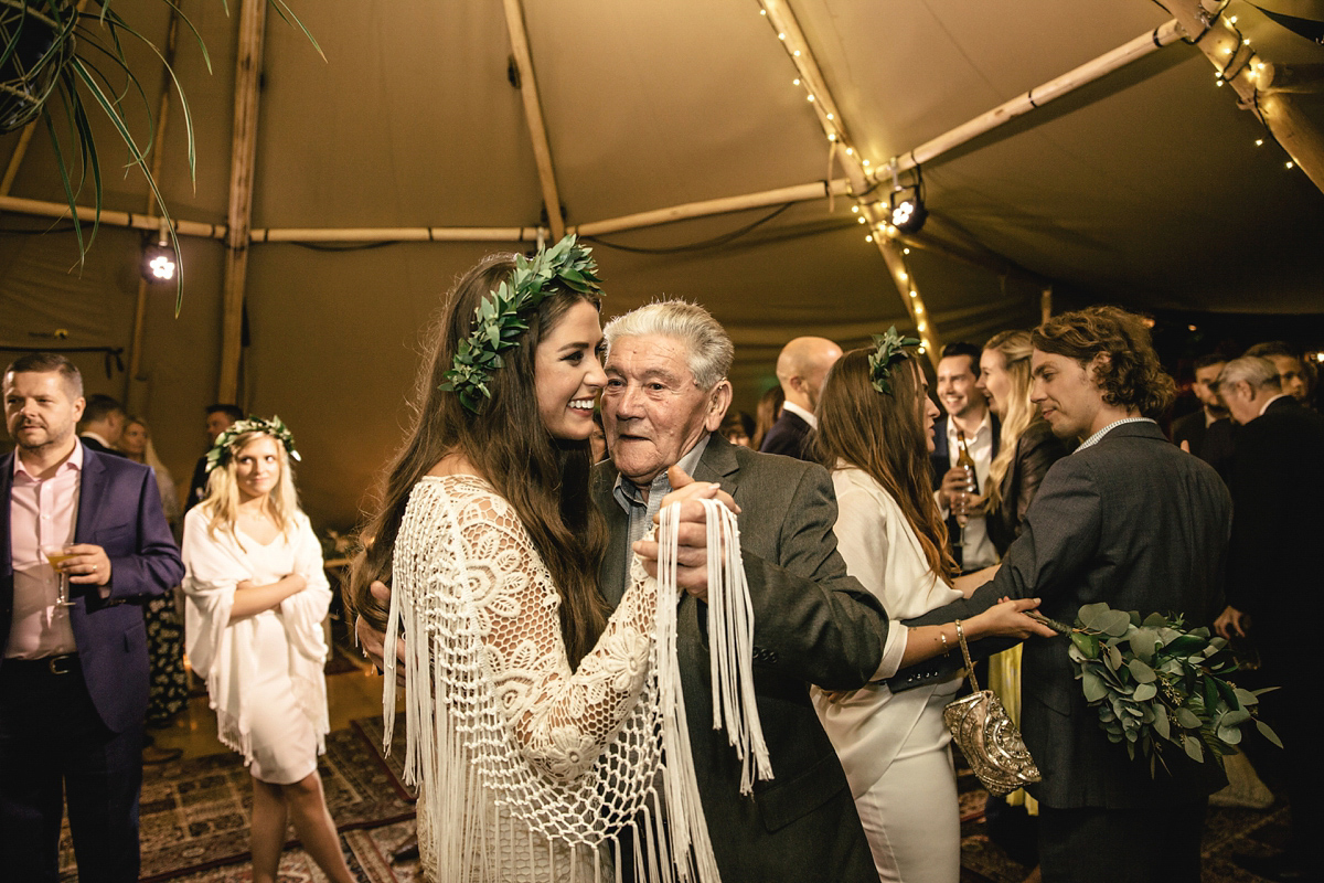 Toria wore a Rue de Seine gown for her natural, organic, Kinfolk inspired and bohemian wedding. Photography by Kat Hill. Toria wore a Rue de Seine gown for her natural, organic, Kinfolk inspired and bohemian wedding. Photography by Kat Hill.