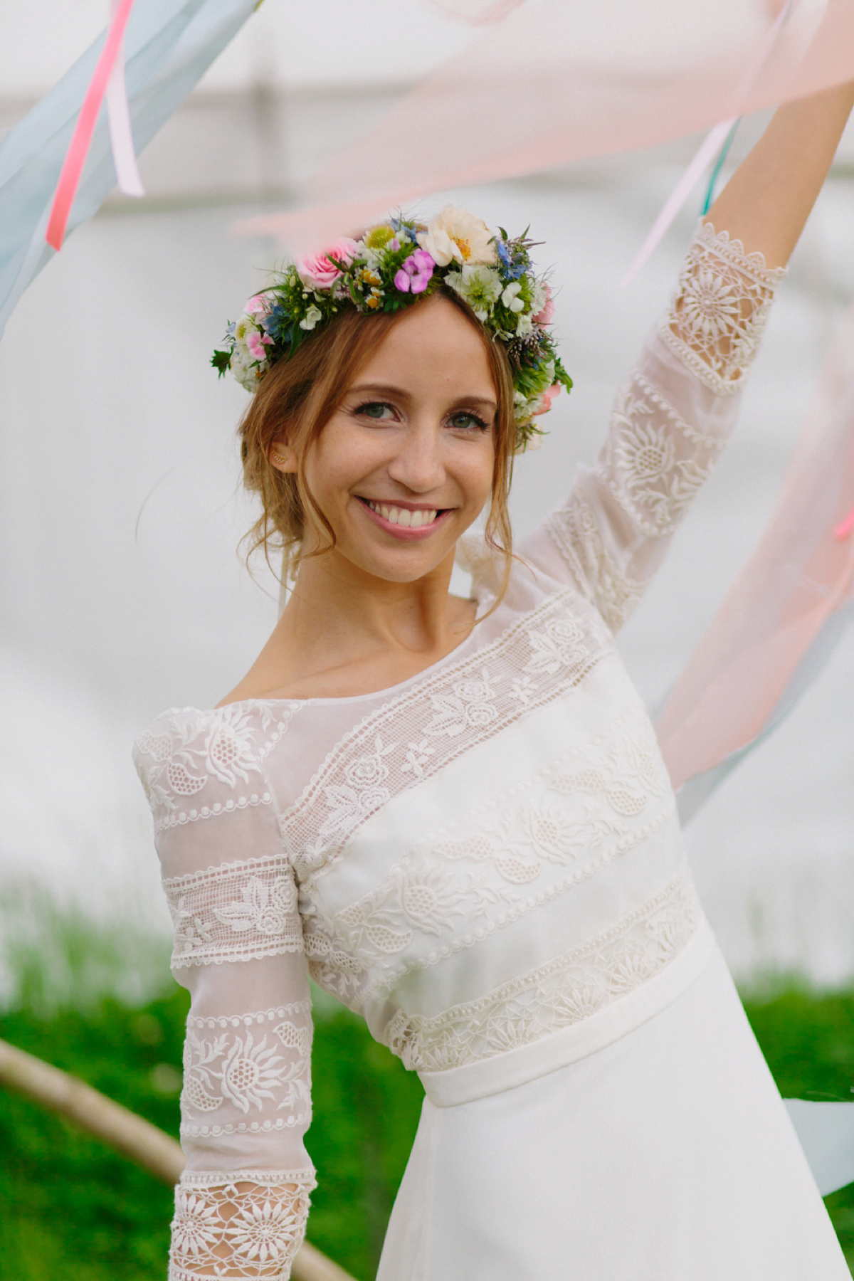 Elizabeth wore a Laure de Sagazan gown for her romantic, fun and colourful Somerset wedding. Photography by The Retreat.