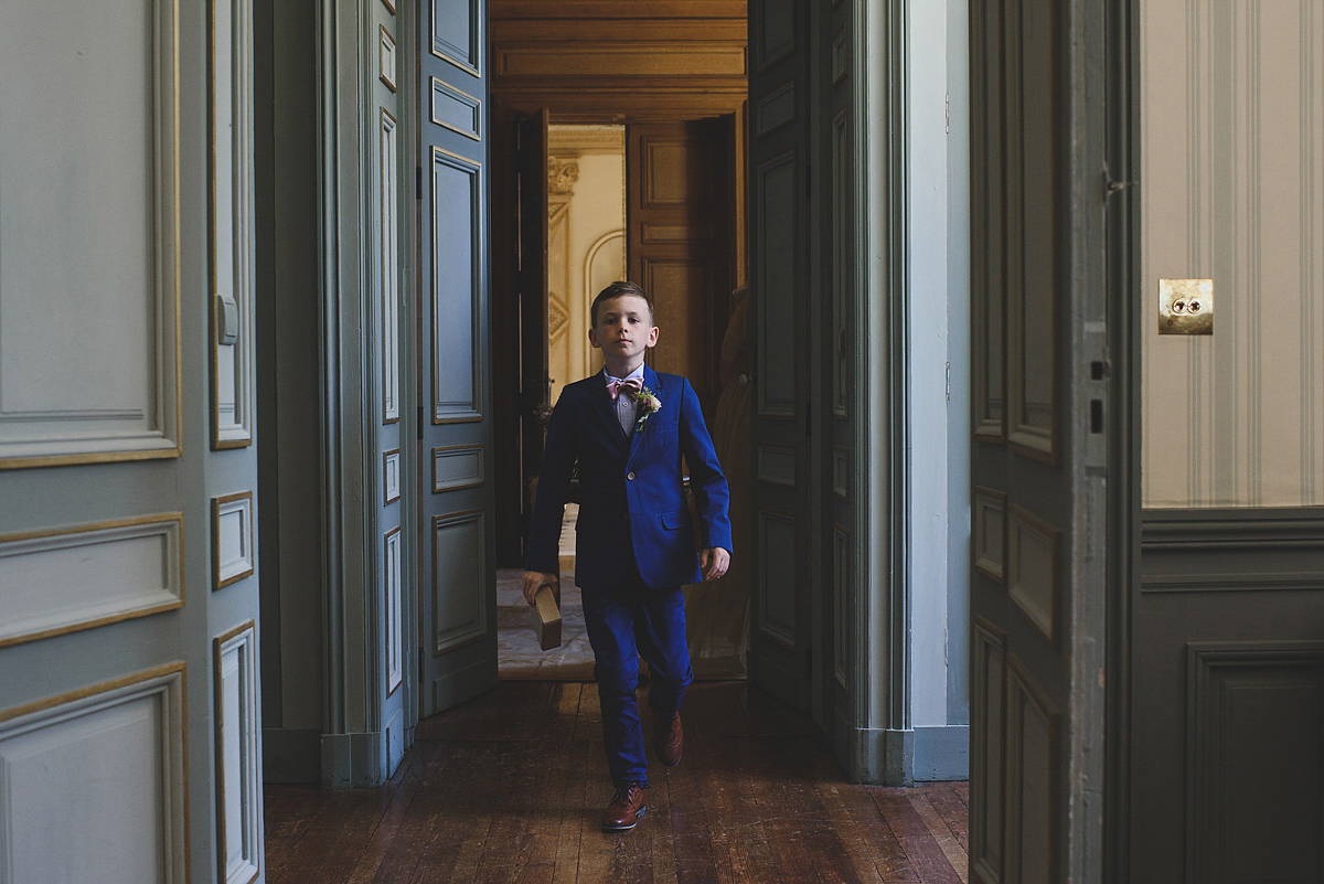 Helaina and Dan had an English country garden-meets French boho chic wedding at Chateau La Durantie in The Dordogne. Photography by Rik Pennington.