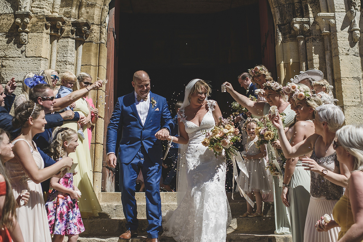 Helaina and Dan had an English country garden-meets French boho chic wedding at Chateau La Durantie in The Dordogne. Photography by Rik Pennington.