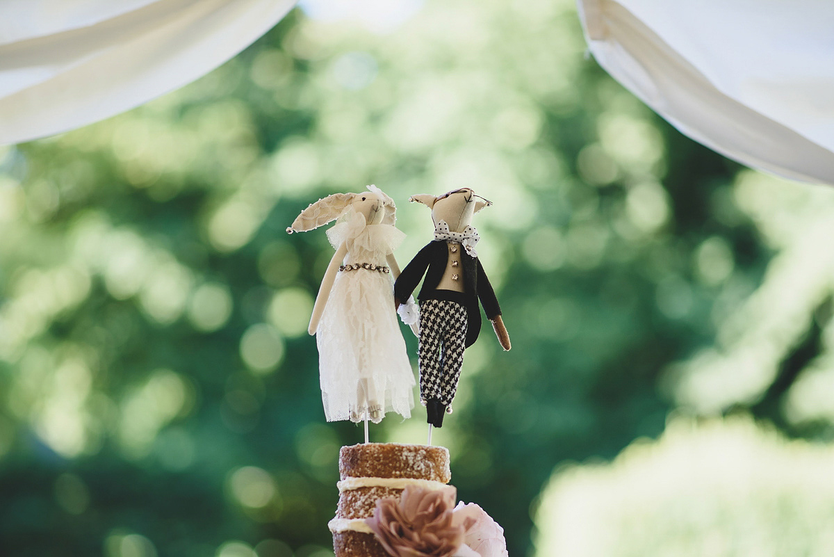 Helaina and Dan had an English country garden-meets French boho chic wedding at Chateau La Durantie in The Dordogne. Photography by Rik Pennington.