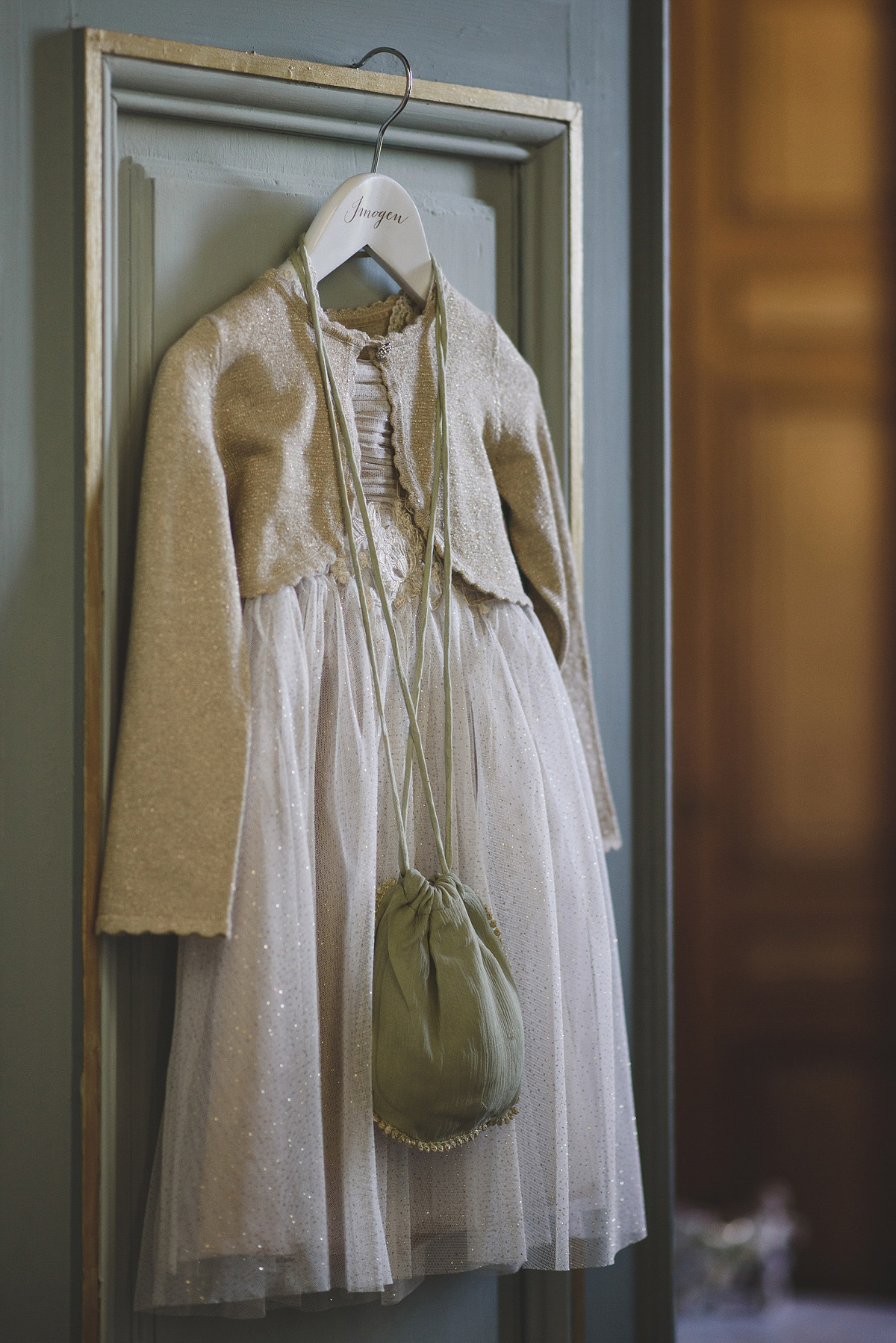 Helaina and Dan had an English country garden-meets French boho chic wedding at Chateau La Durantie in The Dordogne. Photography by Rik Pennington.