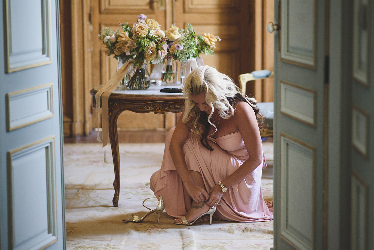 Helaina and Dan had an English country garden-meets French boho chic wedding at Chateau La Durantie in The Dordogne. Photography by Rik Pennington.