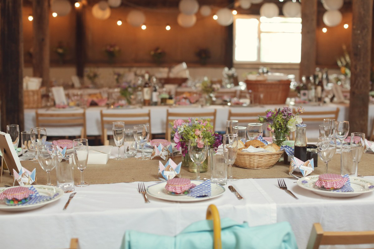 Laure de Sagazan colourful barn wedding 15 1