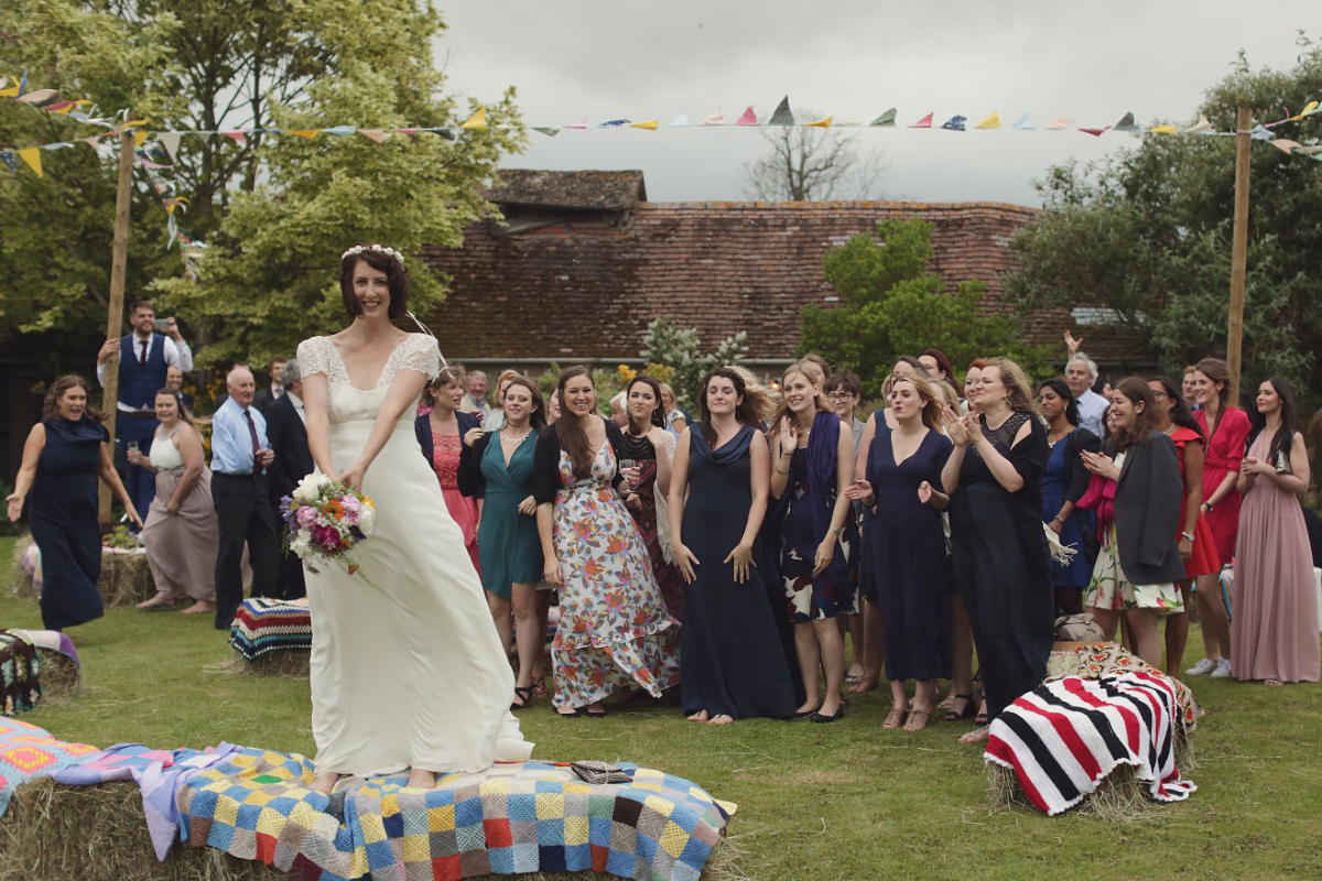 Laure de Sagazan colourful barn wedding 29 1