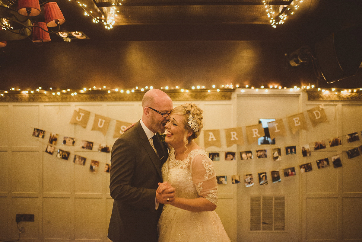 as you like it city pub wedding matt penberthy photography 59 1