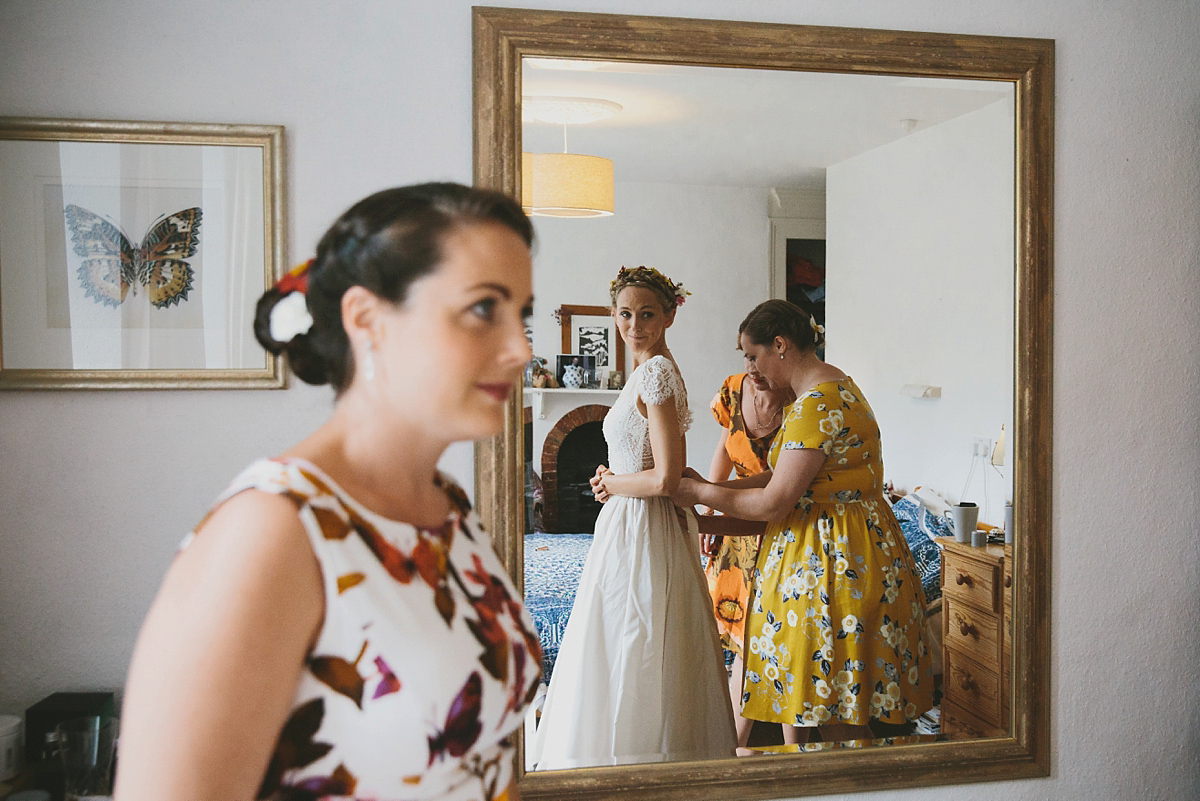colourful relaxed somerset summer wedding 13 1