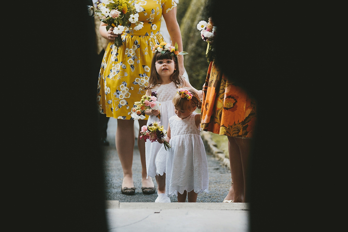 colourful relaxed somerset summer wedding 22 1