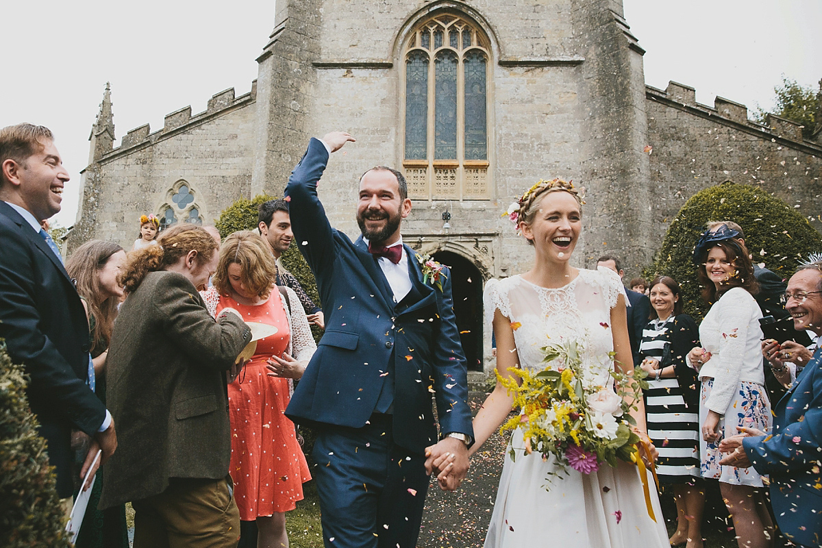 colourful relaxed somerset summer wedding 35 1