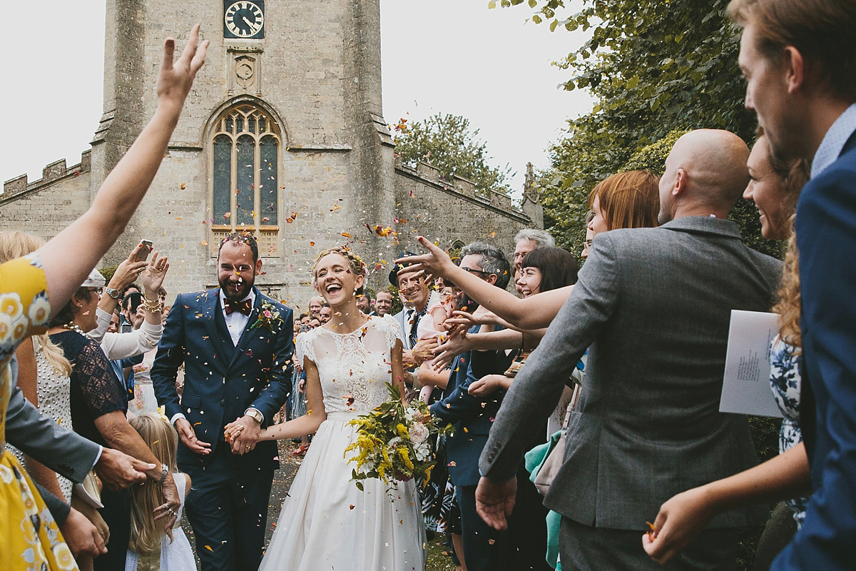 colourful relaxed somerset summer wedding 36 1