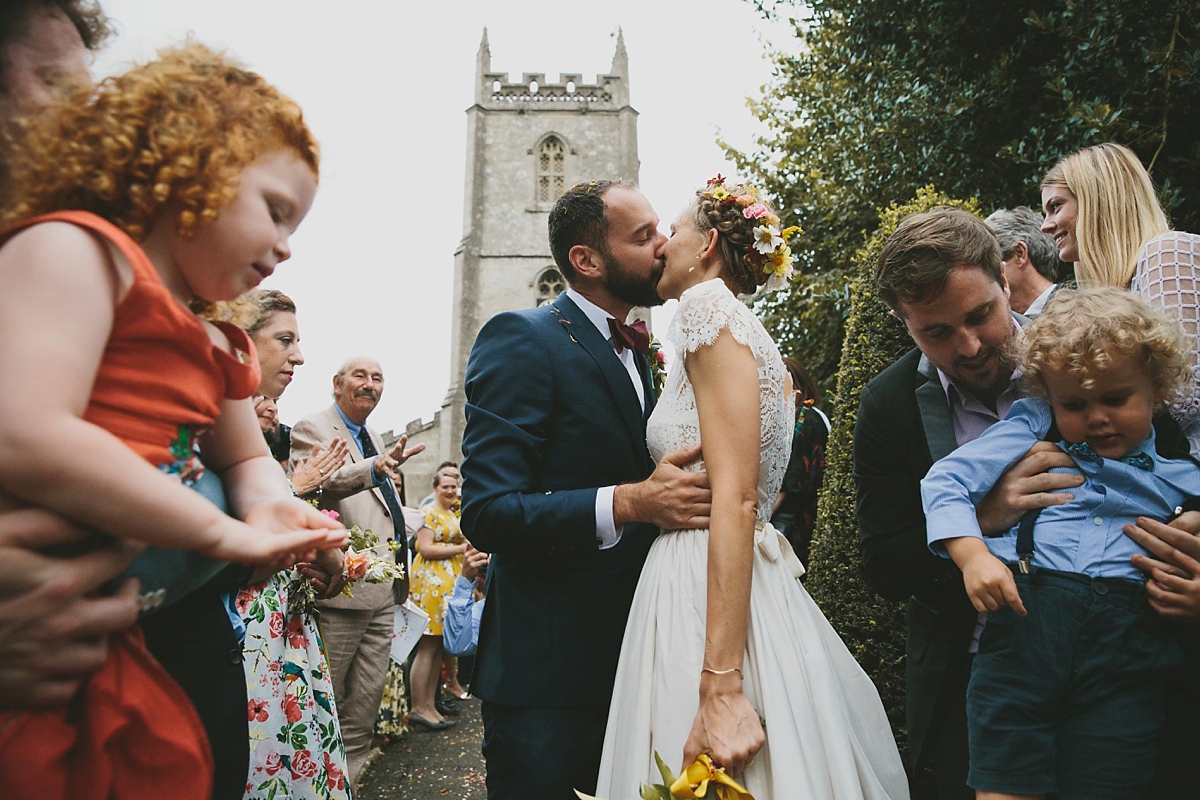 colourful relaxed somerset summer wedding 37 1