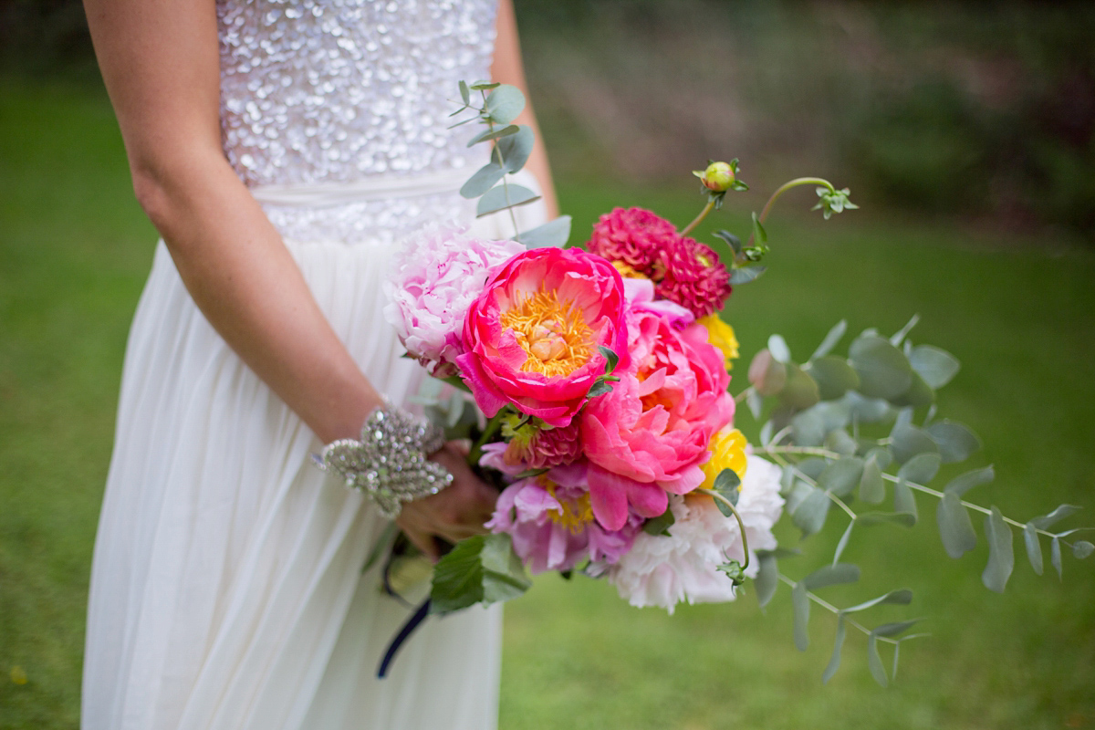 karen willis sequin wedding dress 34 1 - A Sequin Karen Willis Holmes Gown for a Colourful Wedding in the Countryside karen willis sequin wedding dress 34 1
