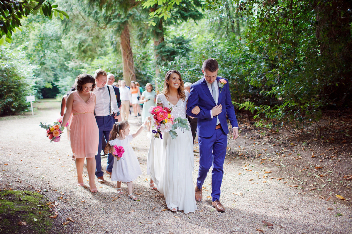 karen willis sequin wedding dress 46 1 - A Sequin Karen Willis Holmes Gown for a Colourful Wedding in the Countryside karen willis sequin wedding dress 46 1