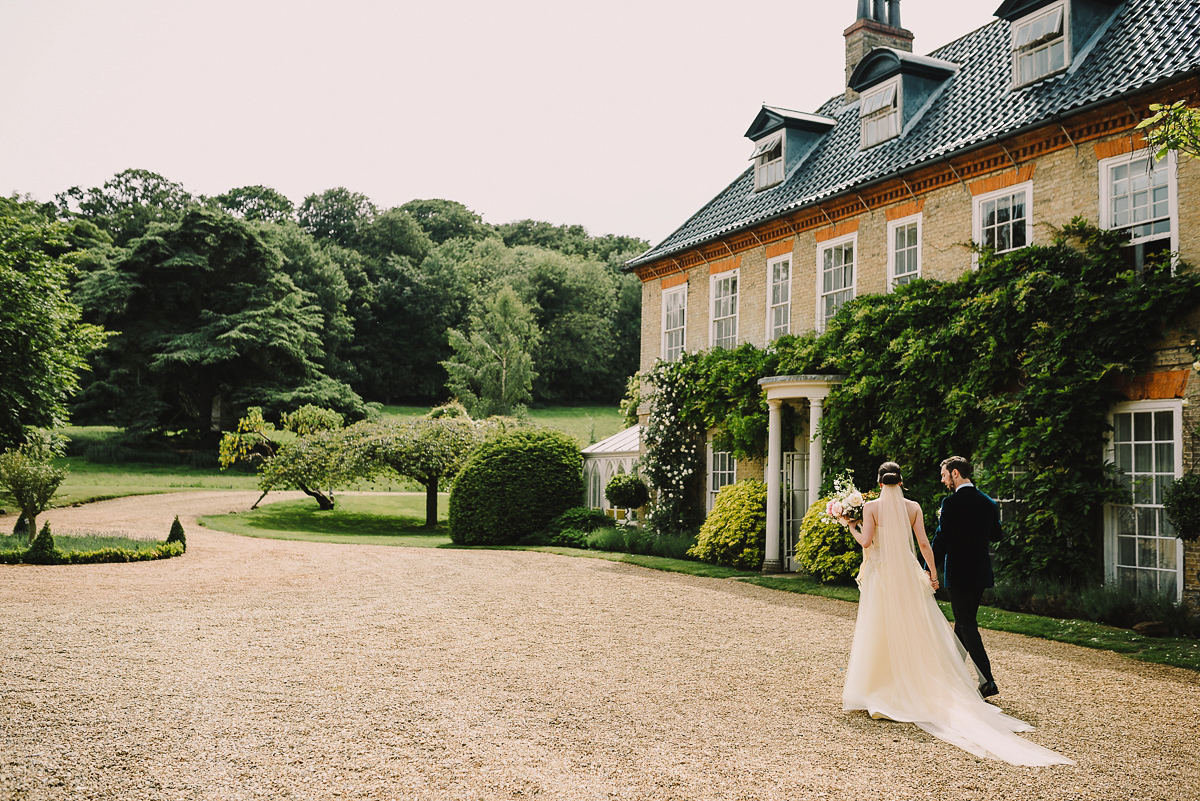 margo stankova sedgford hall wedding 20 1 - A Margo Stankova Gown For A Glamorous Black Tie, Country House Wedding margo stankova sedgford hall wedding 20 1