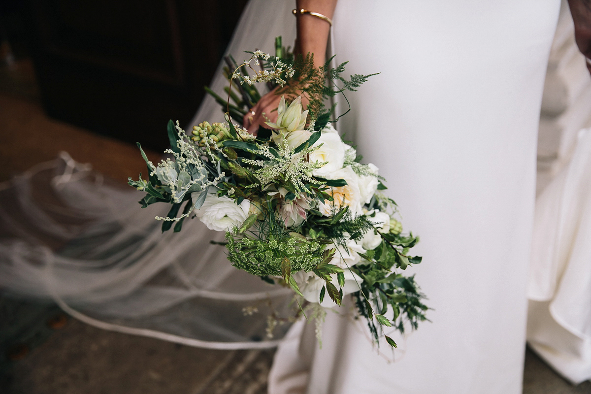 martina liana bride shoreditch studios winter wedding 48 1