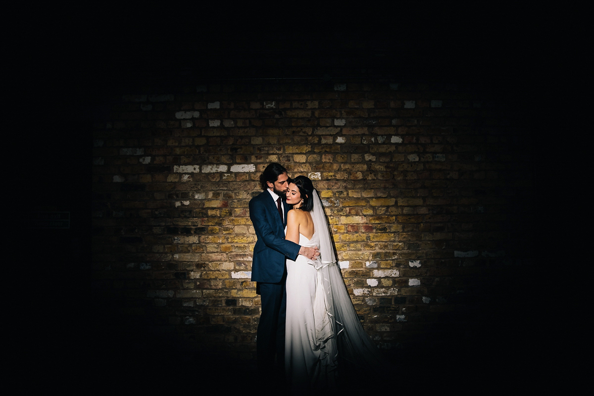 martina liana bride shoreditch studios winter wedding 9 1