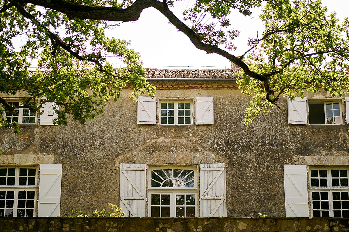 same sex elegant simple wedding french countryside 2 1