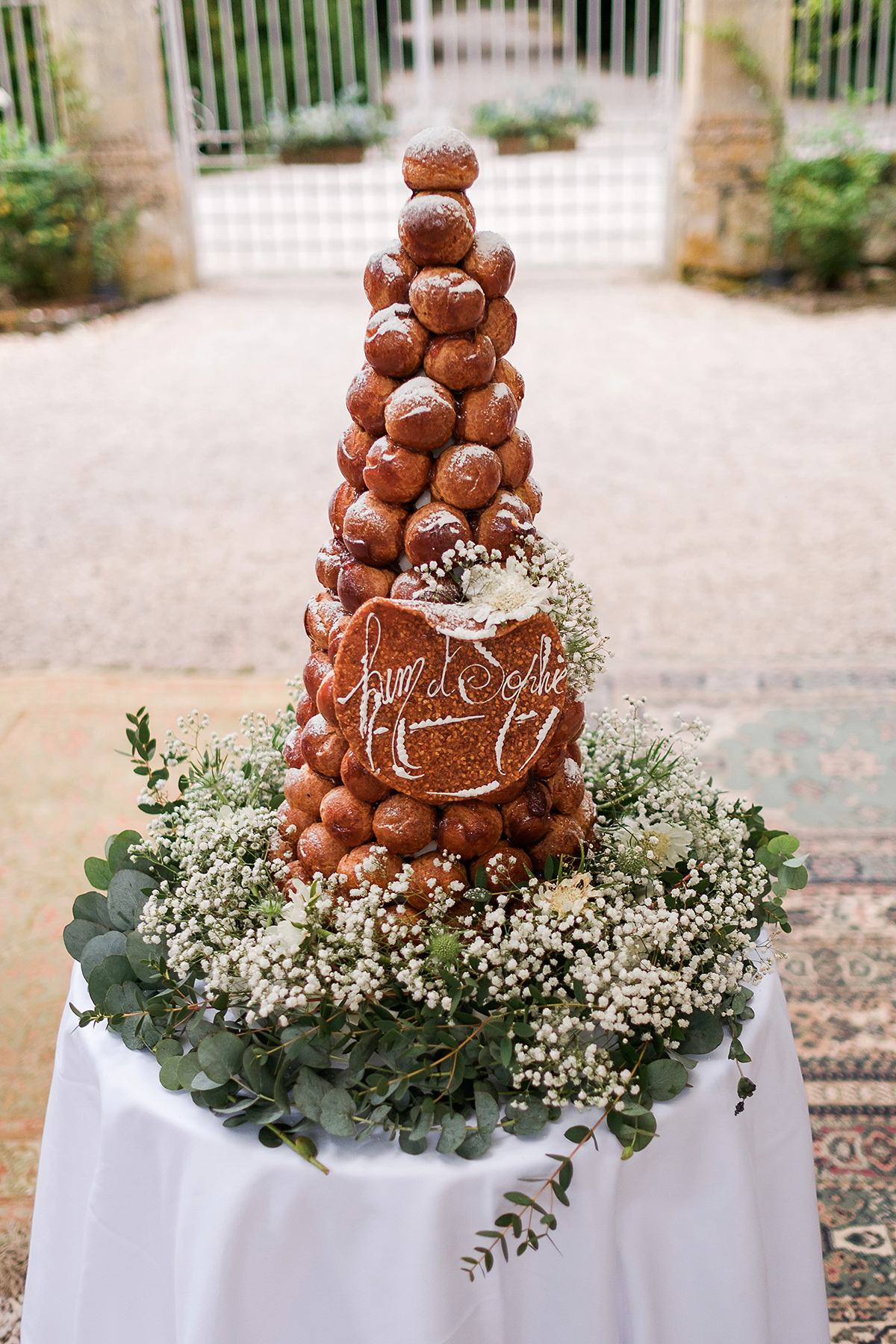 same sex elegant simple wedding french countryside 60 1