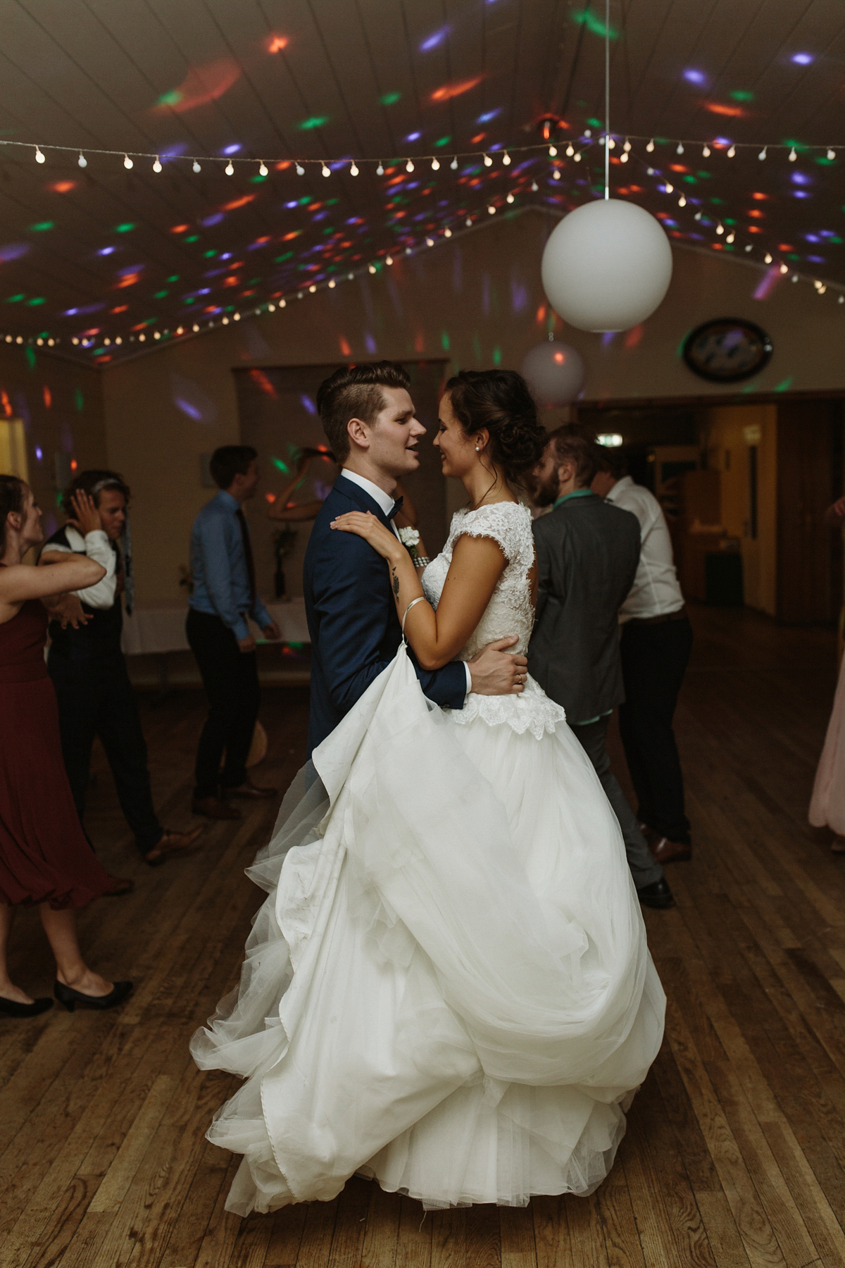 Dr martens deals bride