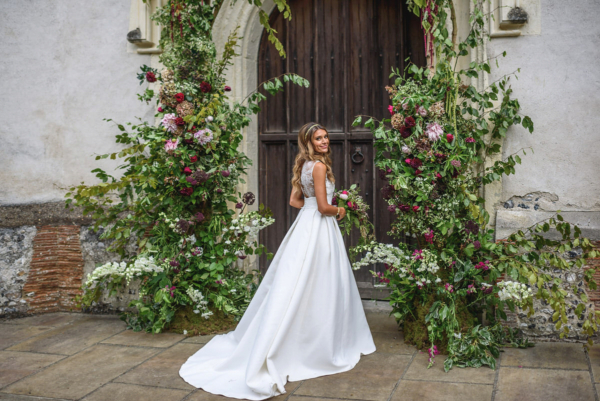 A Jesus Peiro Dress for a Chic and Glamorous Country House Wedding