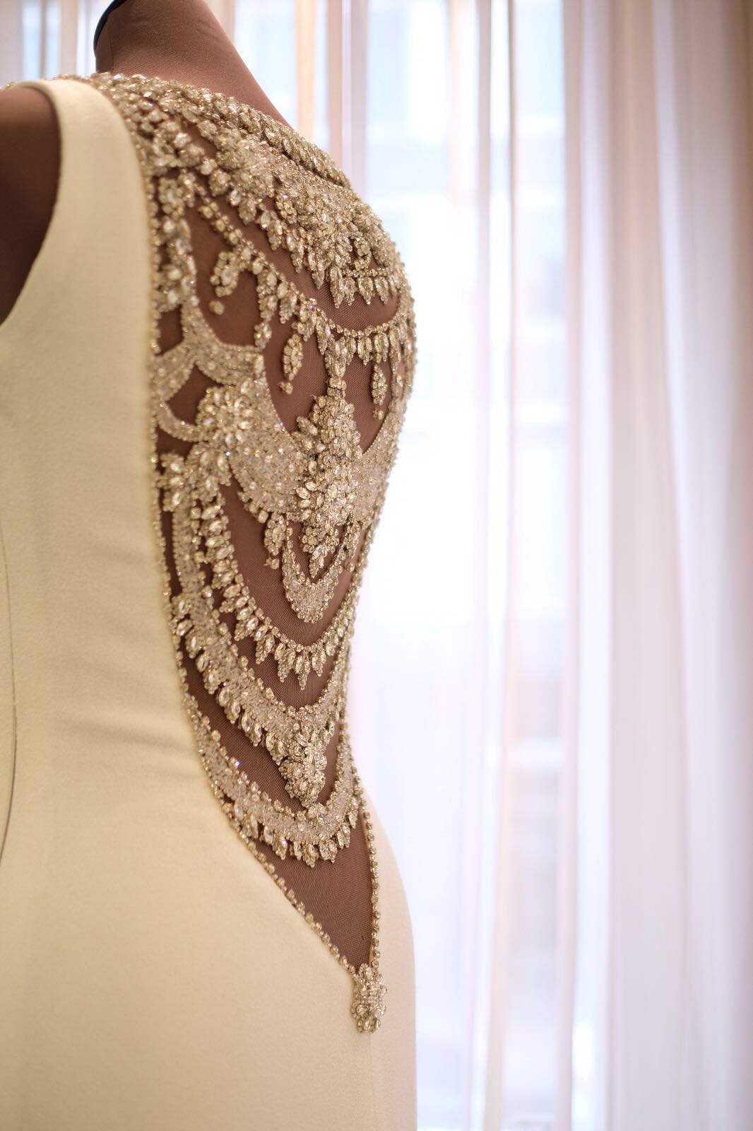 image2 - The 2018 Preview Collections From Pronovias image2