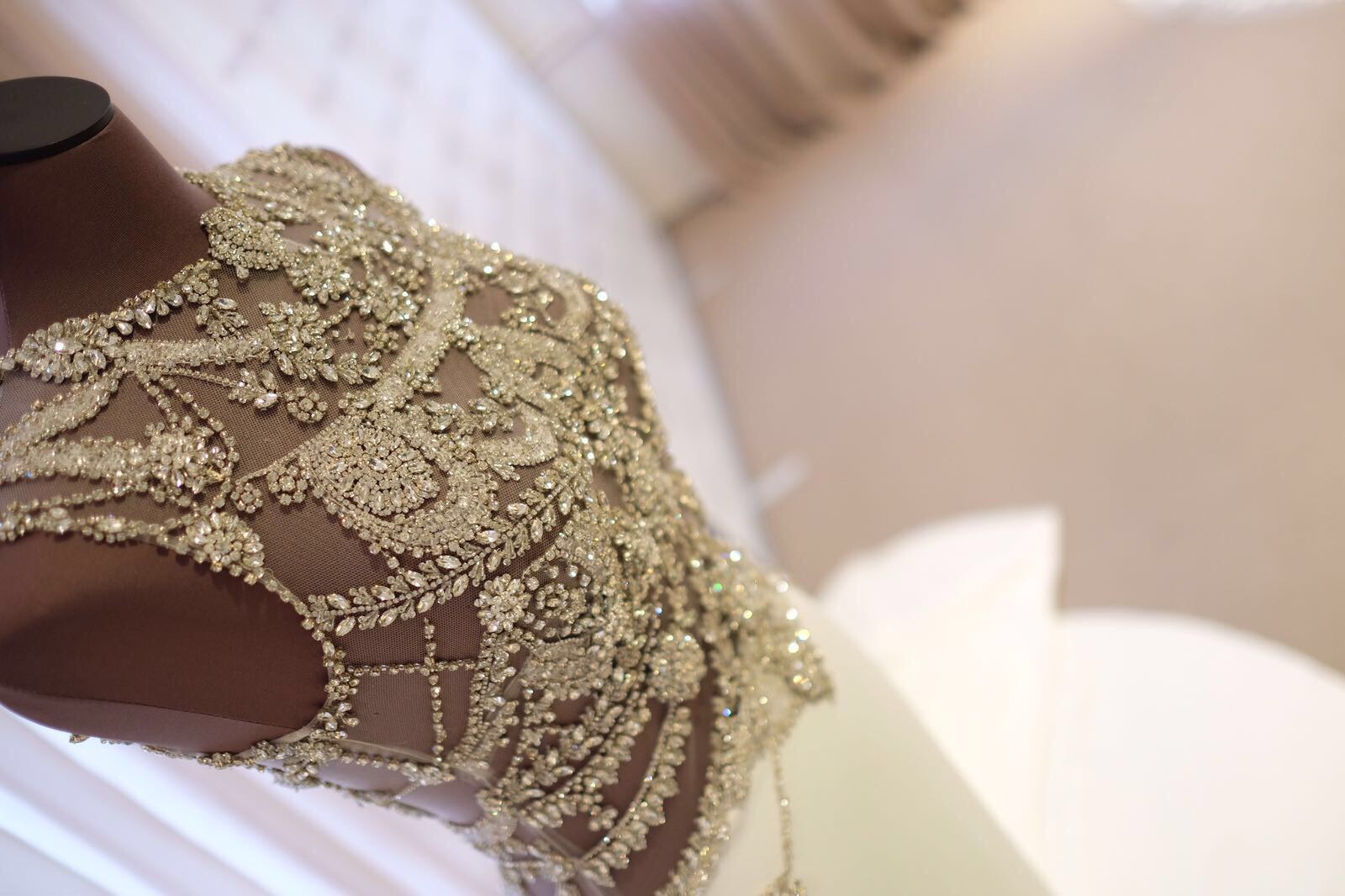 image4 - The 2018 Preview Collections From Pronovias image4