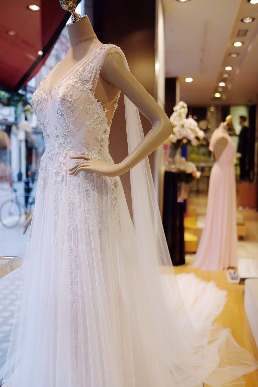 image5 - The 2018 Preview Collections From Pronovias image5