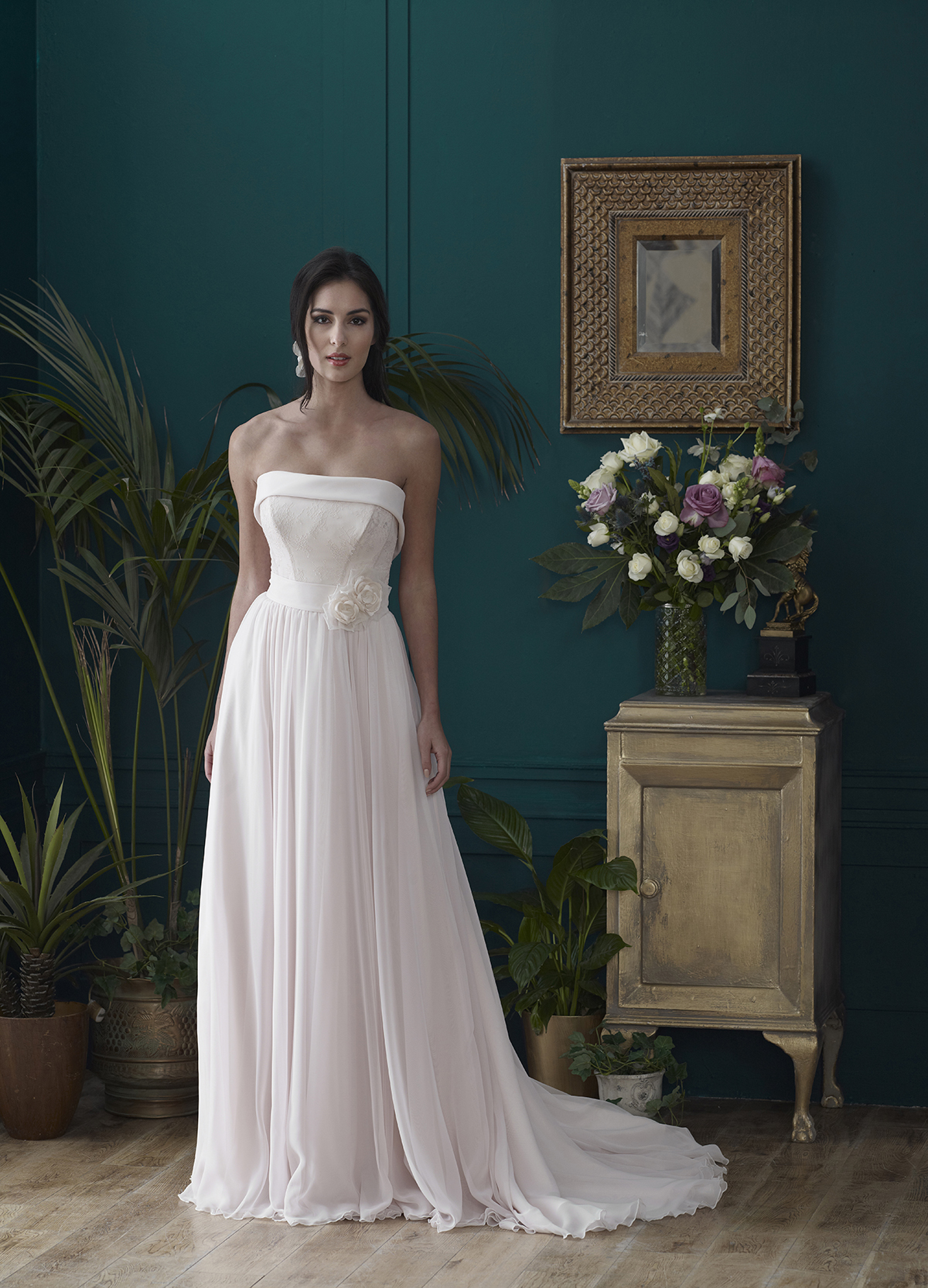 Nicola Anne Bridal Burghley Front 1 RT