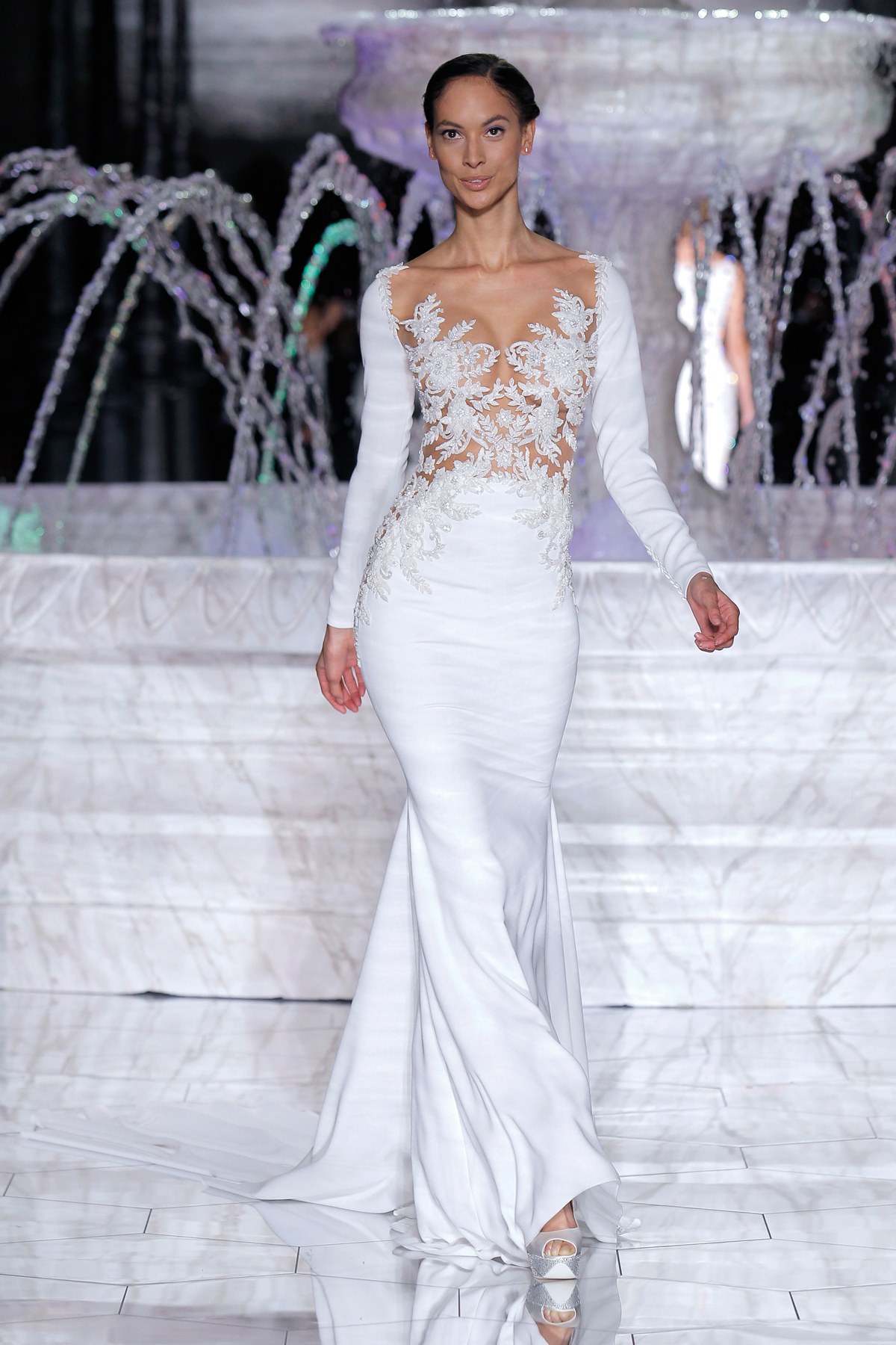 PRONOVIAS FASHION SHOW Roine