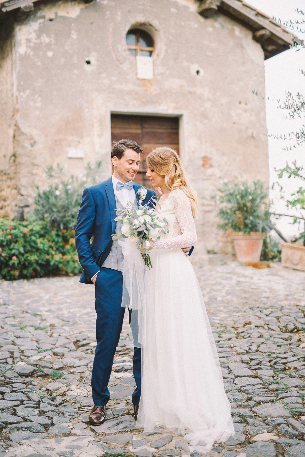 fine art elegant boho romantic italy wedding 46 1