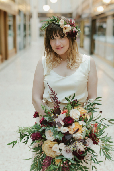 A Florist’s Golden, Autumnal, Flower-Filled City Pub Wedding