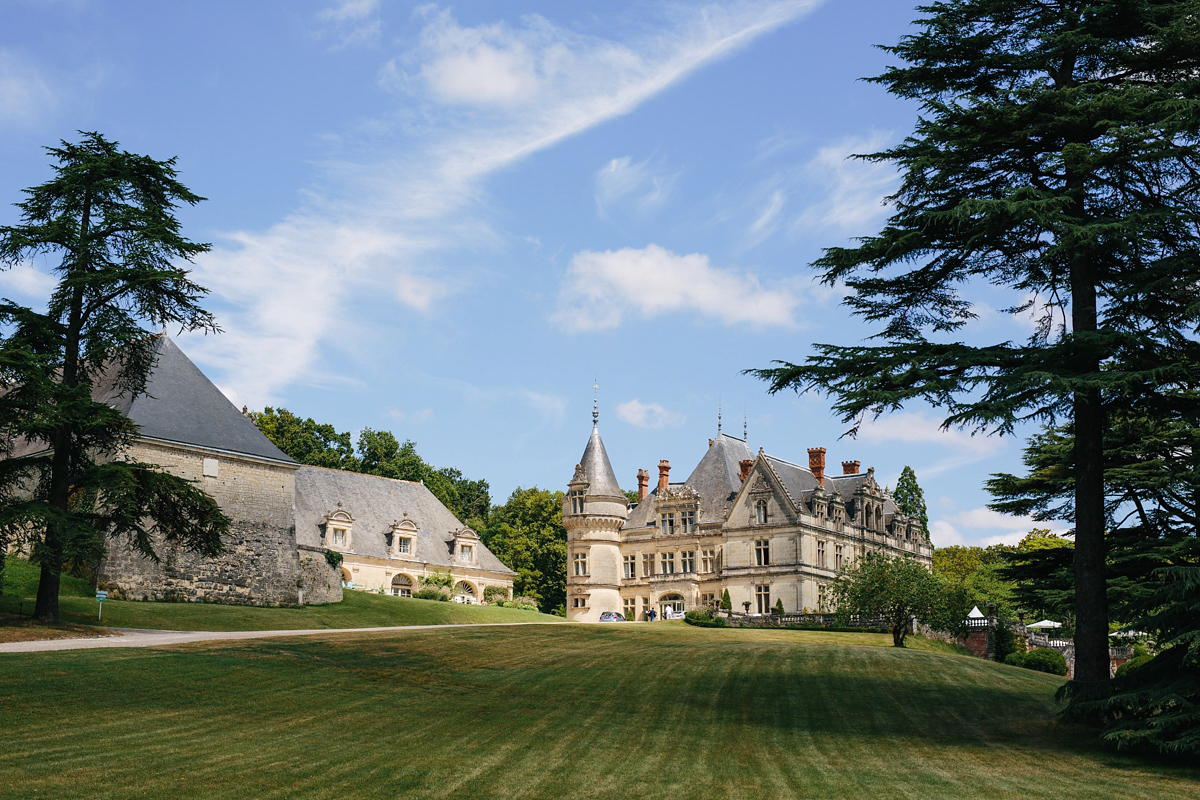 glamorous jenny packham french chateau wedding 1 1