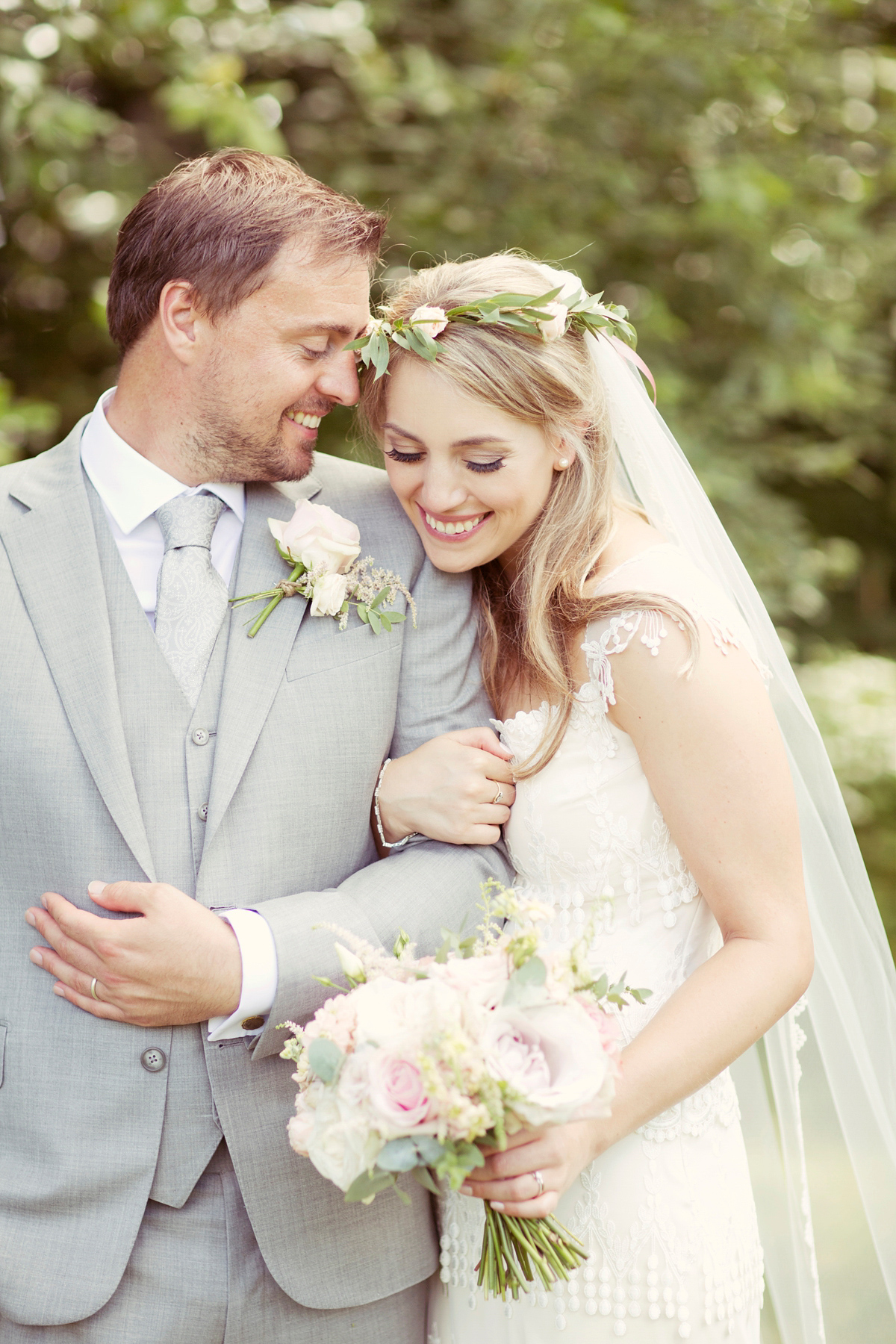 quintessentially english country garden wedding 23 1