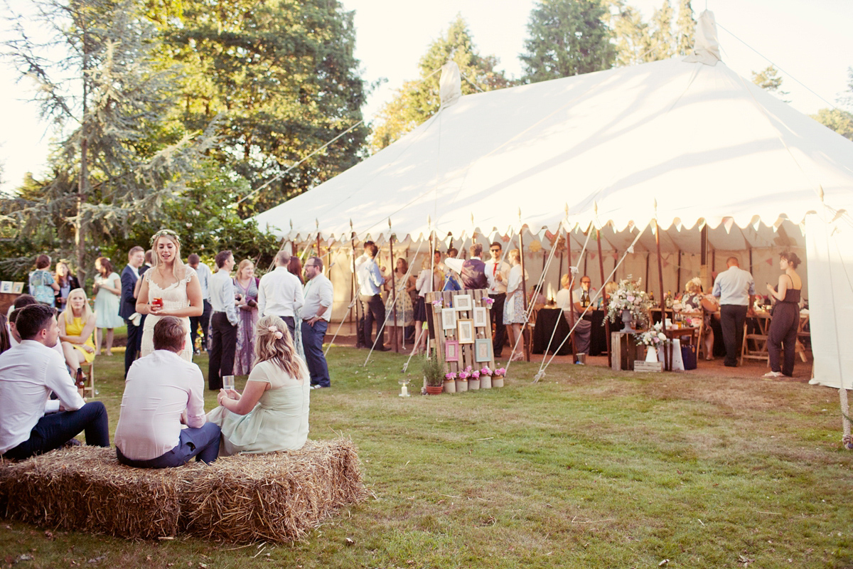 quintessentially english country garden wedding 6 1