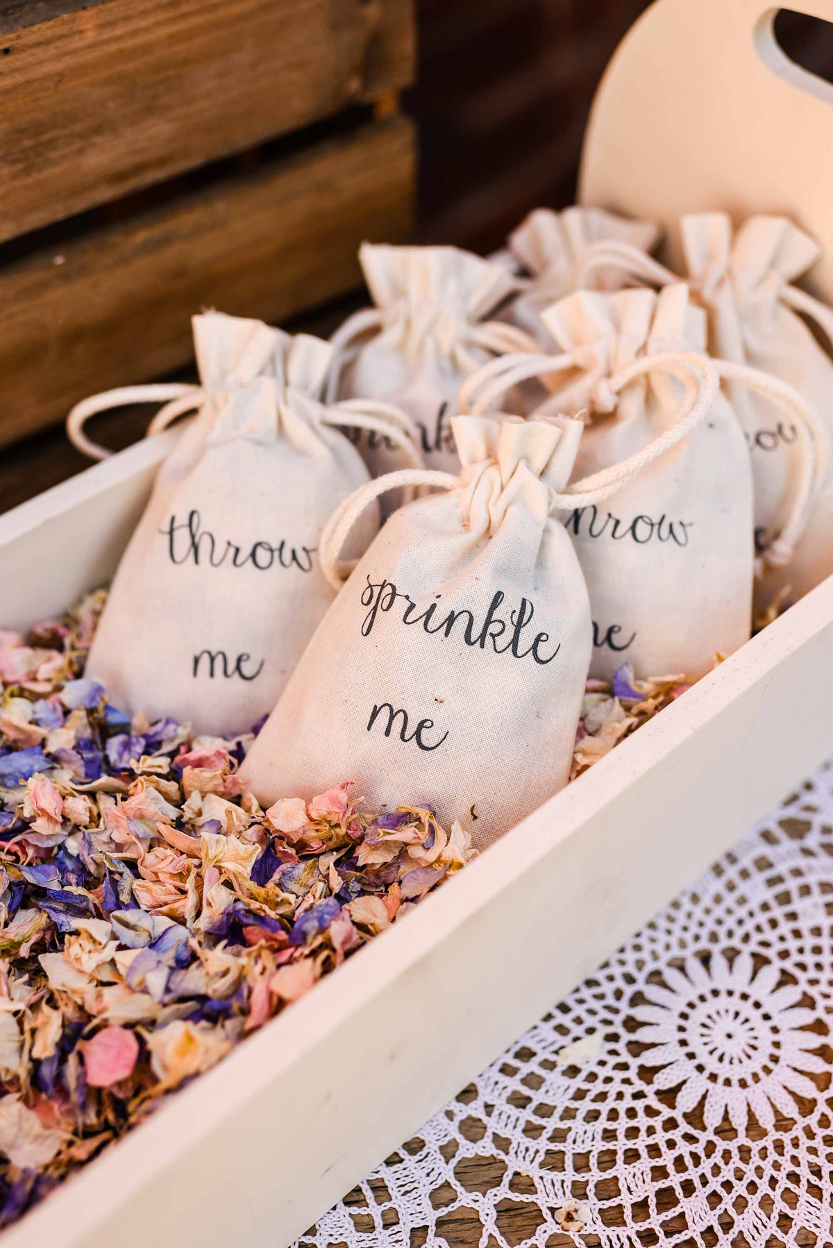 Confetti Table The Wedding of my Dreams 13