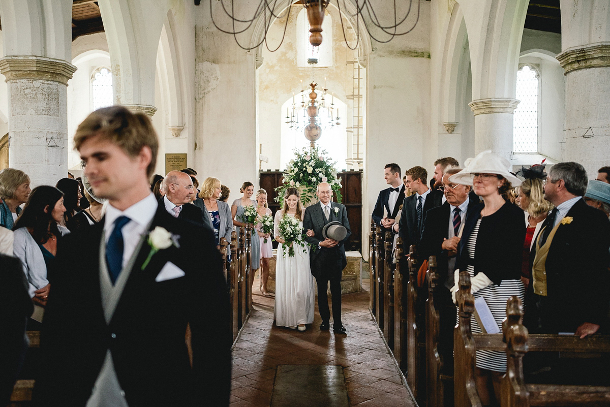 rustic relaxed elegant barn wedding 11 1