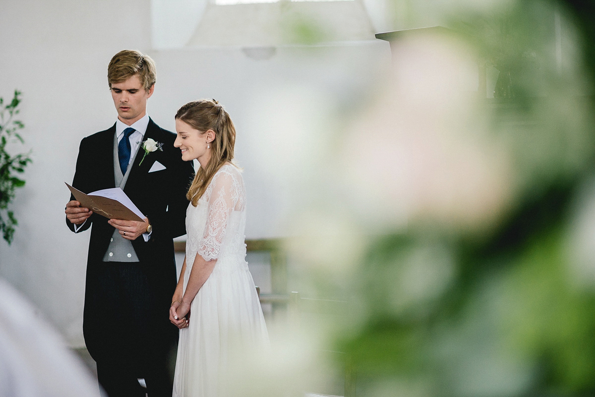 rustic relaxed elegant barn wedding 13 1
