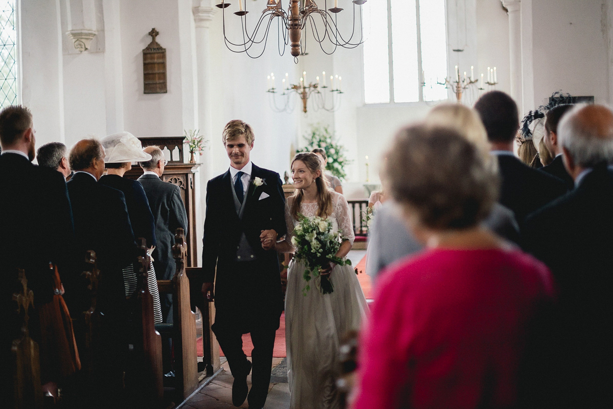 rustic relaxed elegant barn wedding 14 1