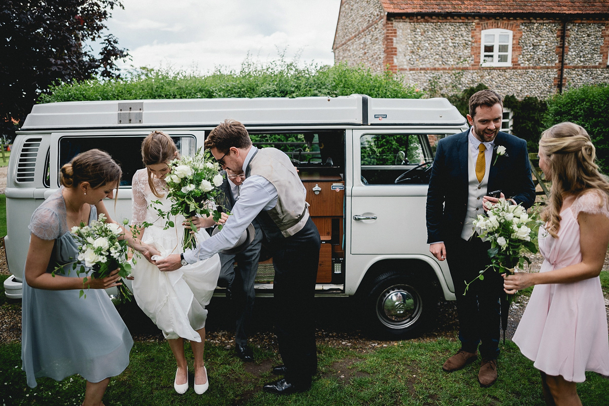 rustic relaxed elegant barn wedding 6 1
