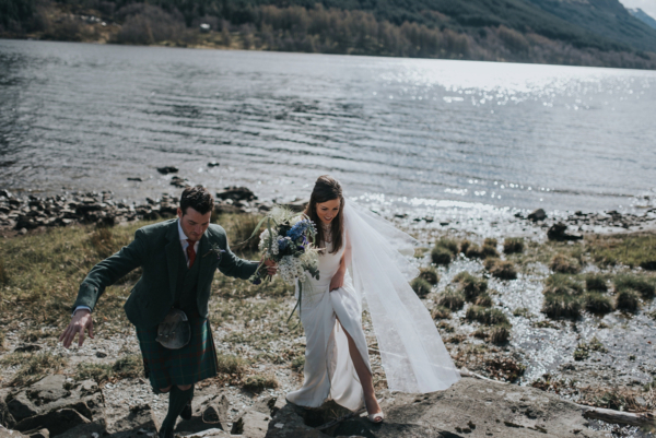 A Sassi Holford Gown and Stewart Parvin Bolero for a Loch-side Scottish Wedding