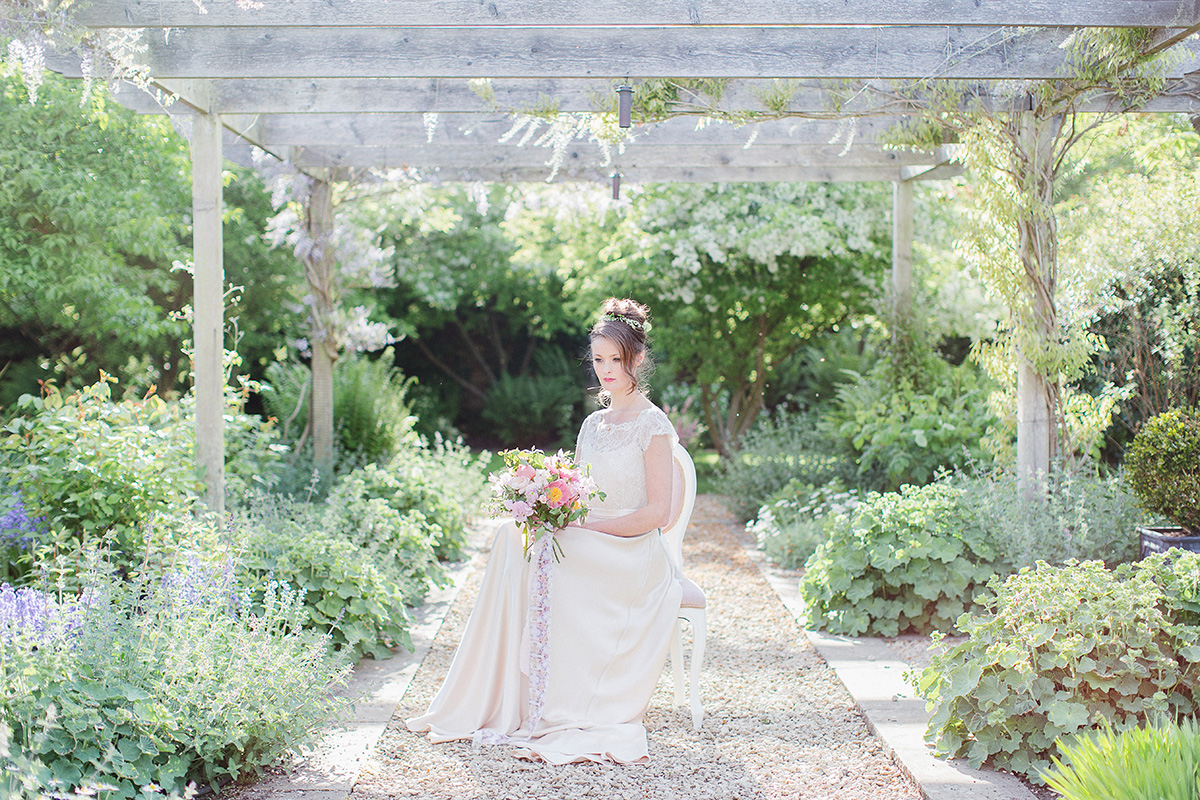 Wickham House wedding ilaria petrucci photography 168 - Ideas and Inspiration for an Elegant English Country Garden Wedding Wickham House wedding ilaria petrucci photography 168