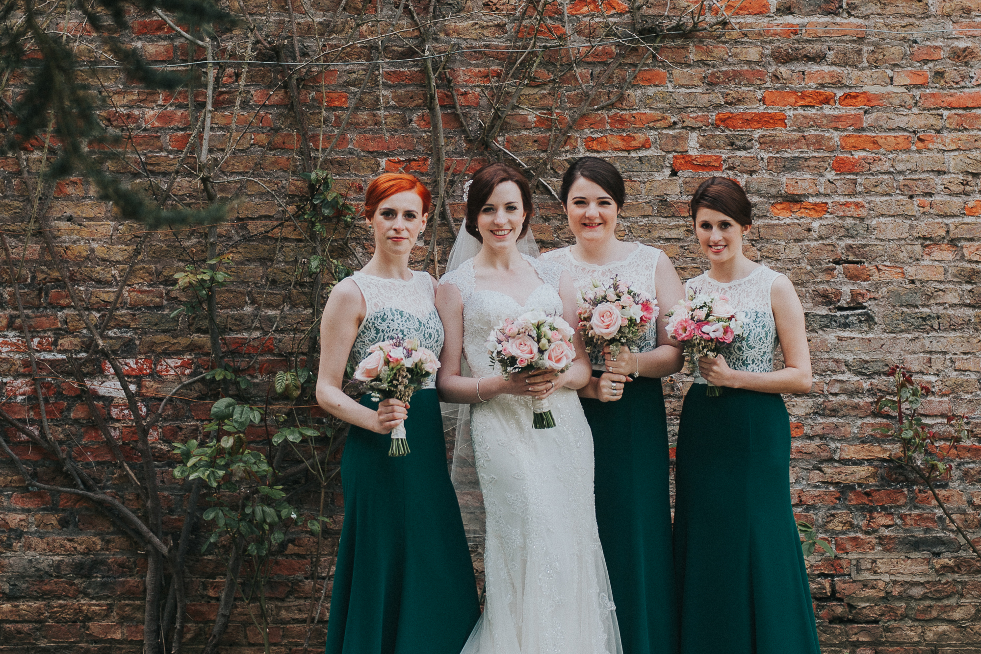 bridesmaids in green