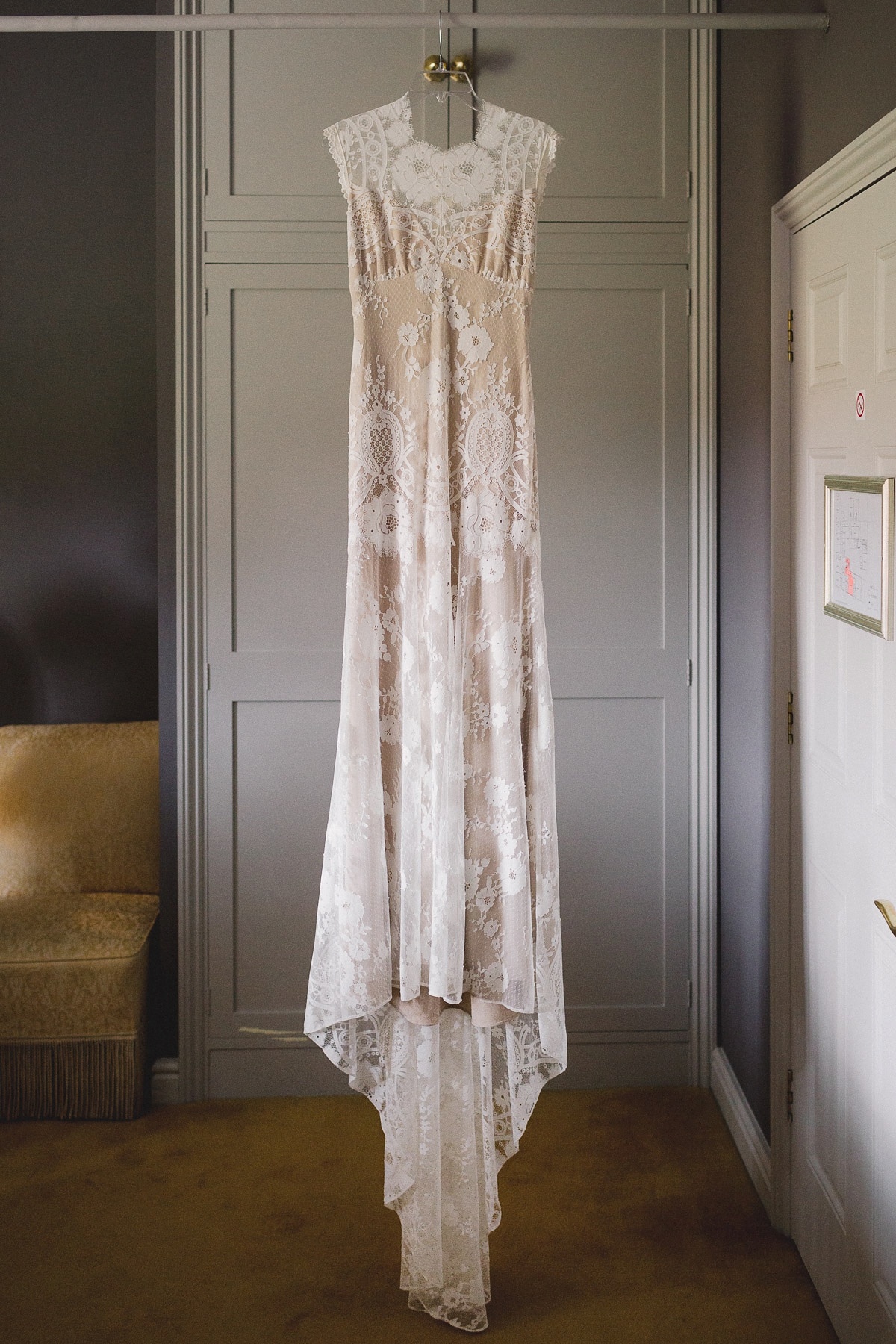 A Claire Pettibone Dress for a Low-Key, Intimate and Nature Inspired Wedding. Photography by Murray Clarke.