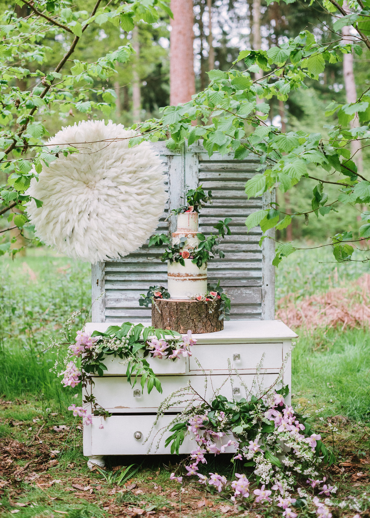 greenacres coco and kat hannah duffy photography 31 - Magical Woodland Wedding Inspiration greenacres coco and kat hannah duffy photography 31