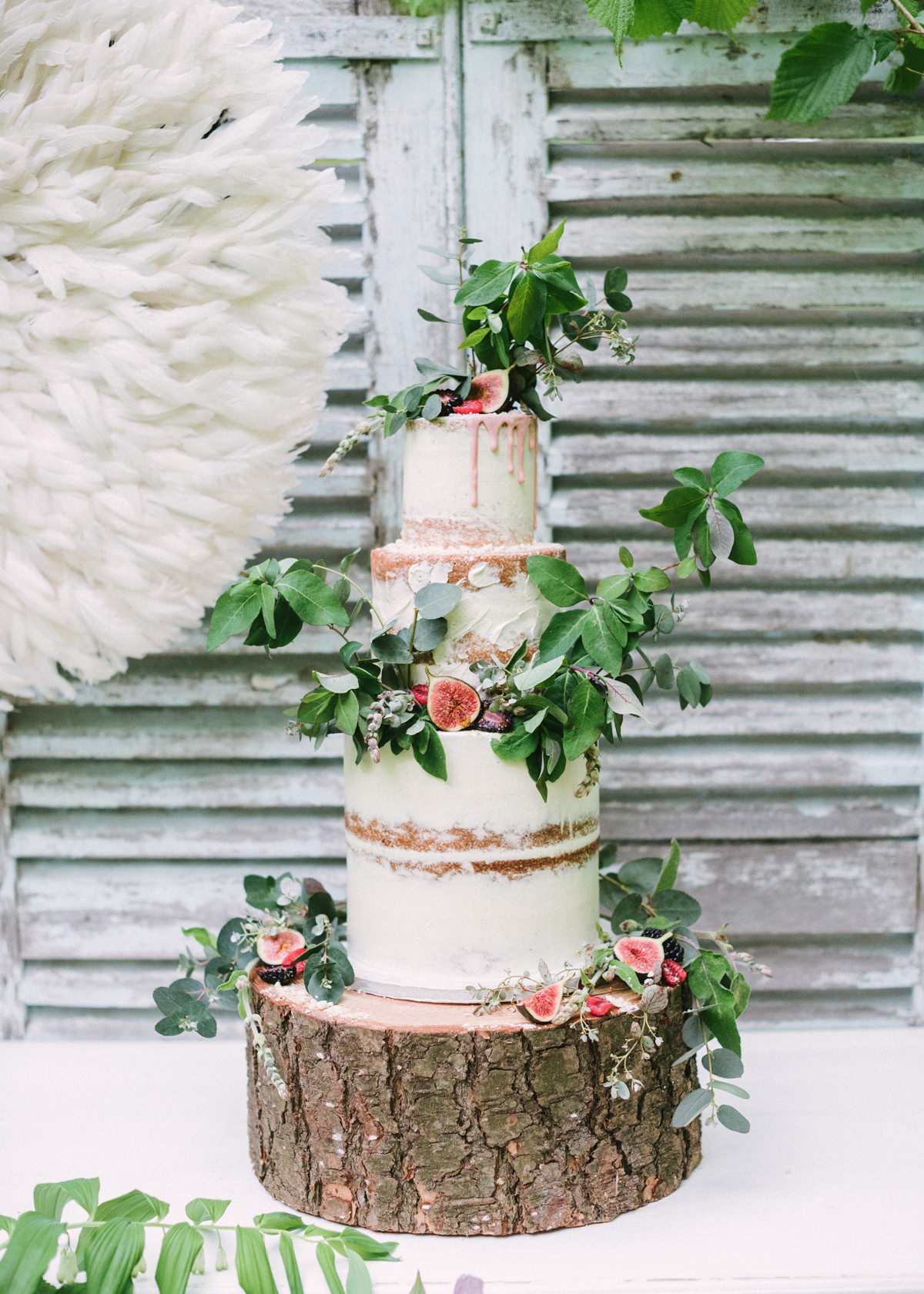 greenacres coco and kat hannah duffy photography 36 - Magical Woodland Wedding Inspiration greenacres coco and kat hannah duffy photography 36