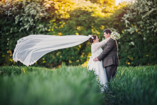 A Lace Stephanie Allin Gown For A Farmyard Inspired Wedding