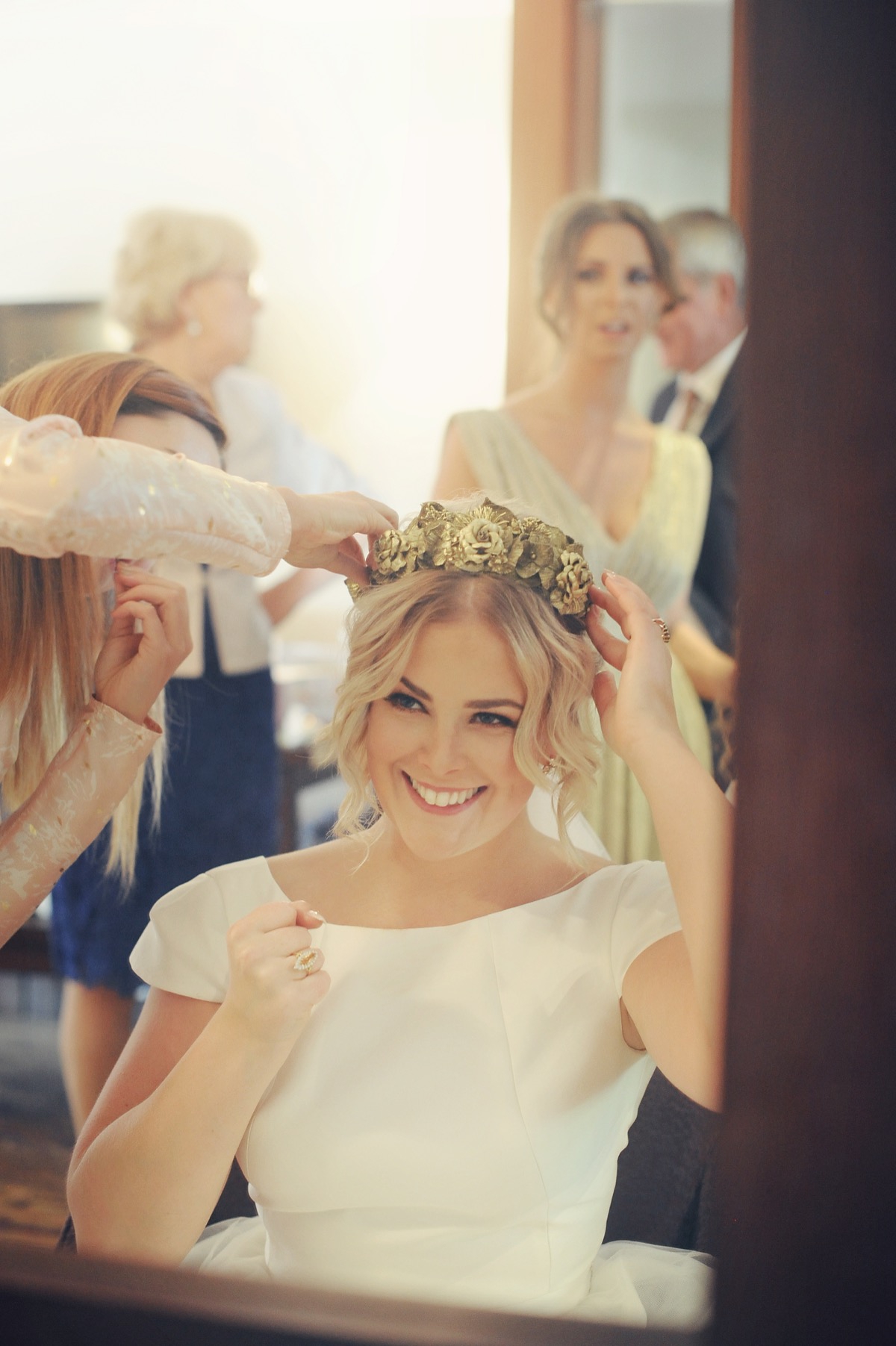 karen willis holmes bride 11 - Bridal Separates by Karen Willis Holmes for 'Classic with a Modern Twist' Wedding karen willis holmes bride 11