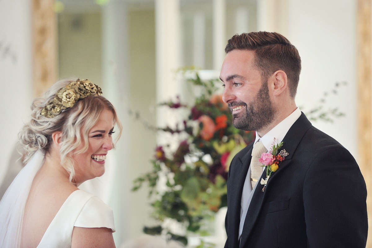 karen willis holmes bride 29 - Bridal Separates by Karen Willis Holmes for 'Classic with a Modern Twist' Wedding karen willis holmes bride 29