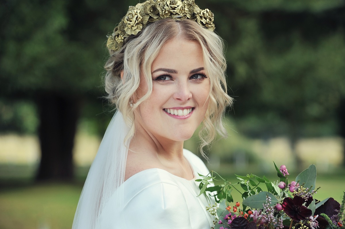 karen willis holmes bride 40 - Bridal Separates by Karen Willis Holmes for 'Classic with a Modern Twist' Wedding karen willis holmes bride 40